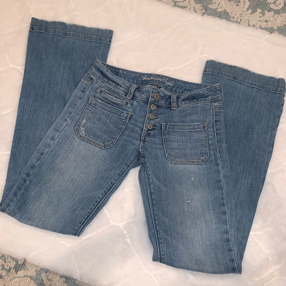 American Eagle Vintage Flare blue jeans